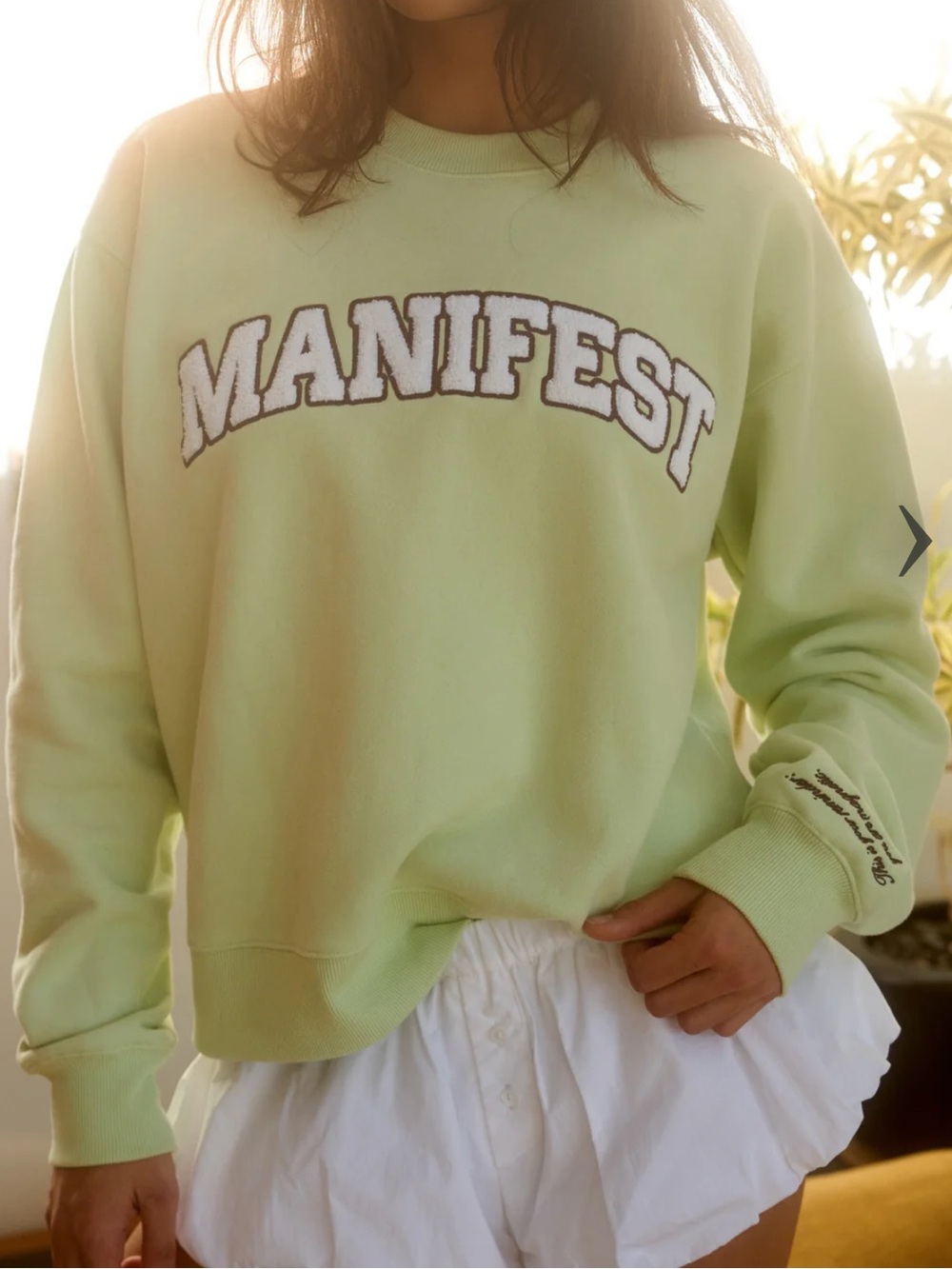 The Mayfair Group Manifest Classic Crewneck sweatshirt size L/XL NWT MSRP $108
